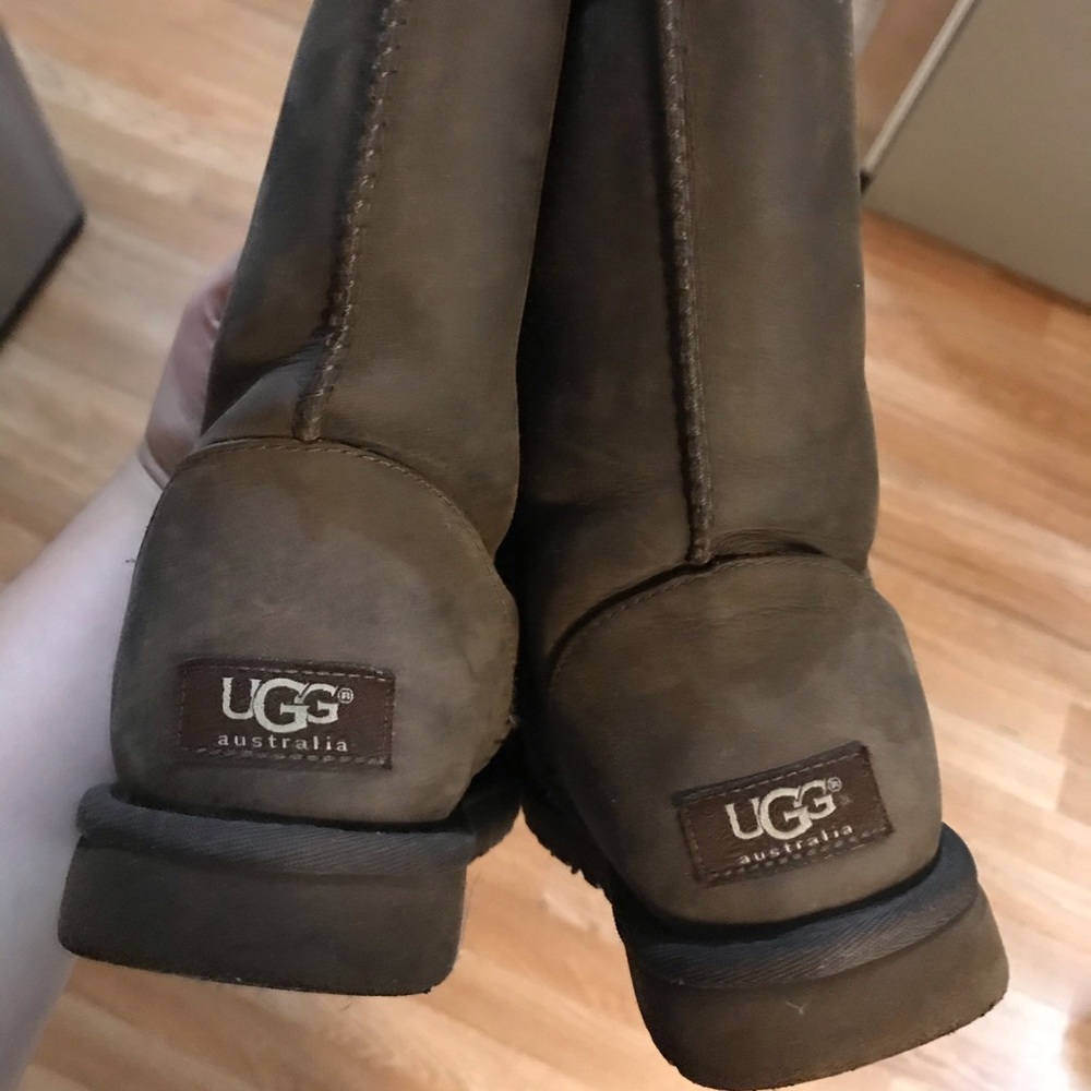 Used Short Uggs